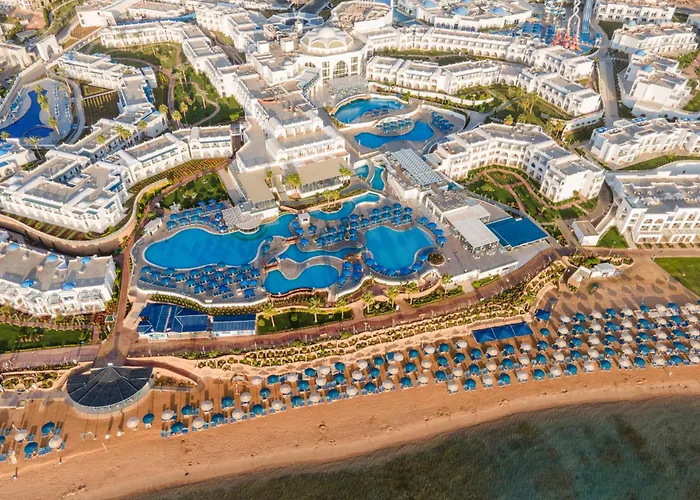Resort Pickalbatros Palace "aqua Park" 5*