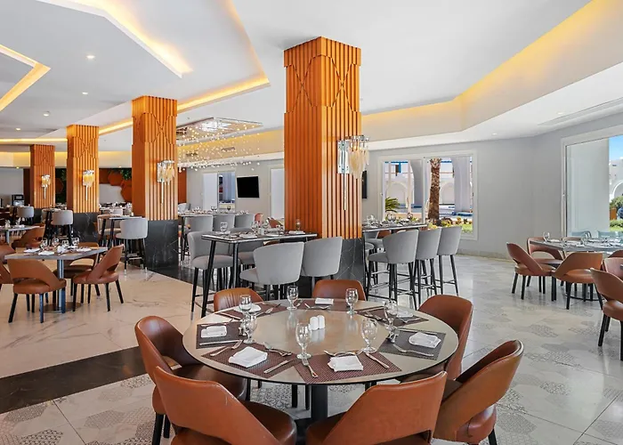 Resort Pickalbatros Palace "aqua Park" 5*